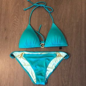 Victoria’s Secret bikini